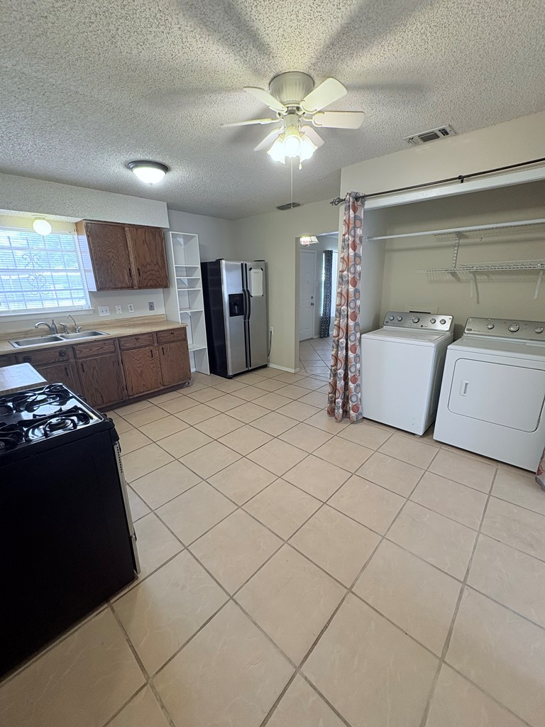 4702 Comanche Dr, Midland, Texas image 9