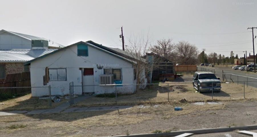 1101 S Elm St, Pecos, Texas image 1