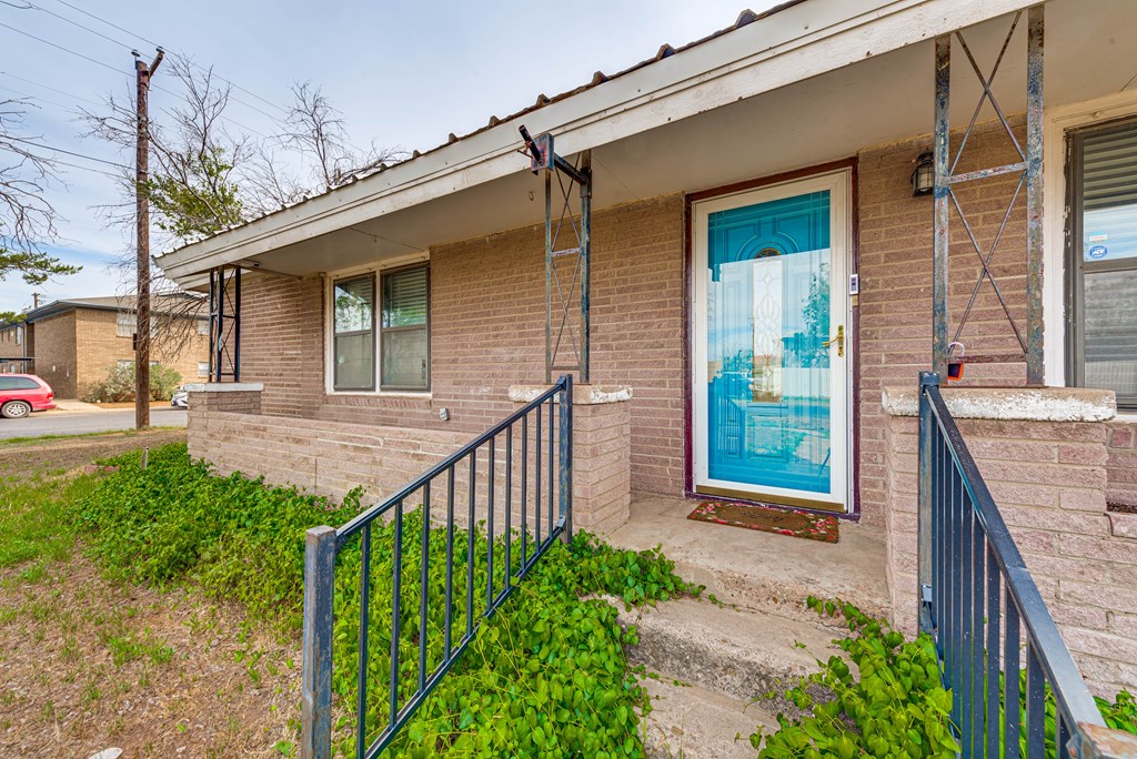 1301 Mckinney Ave, Odessa, Texas image 29