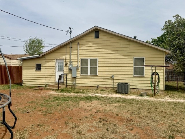 206 SW 4th St, Andrews, Texas image 23