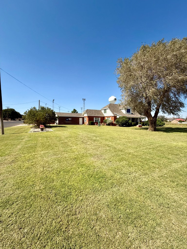 503 NW 3rd St, Seminole, Texas image 35