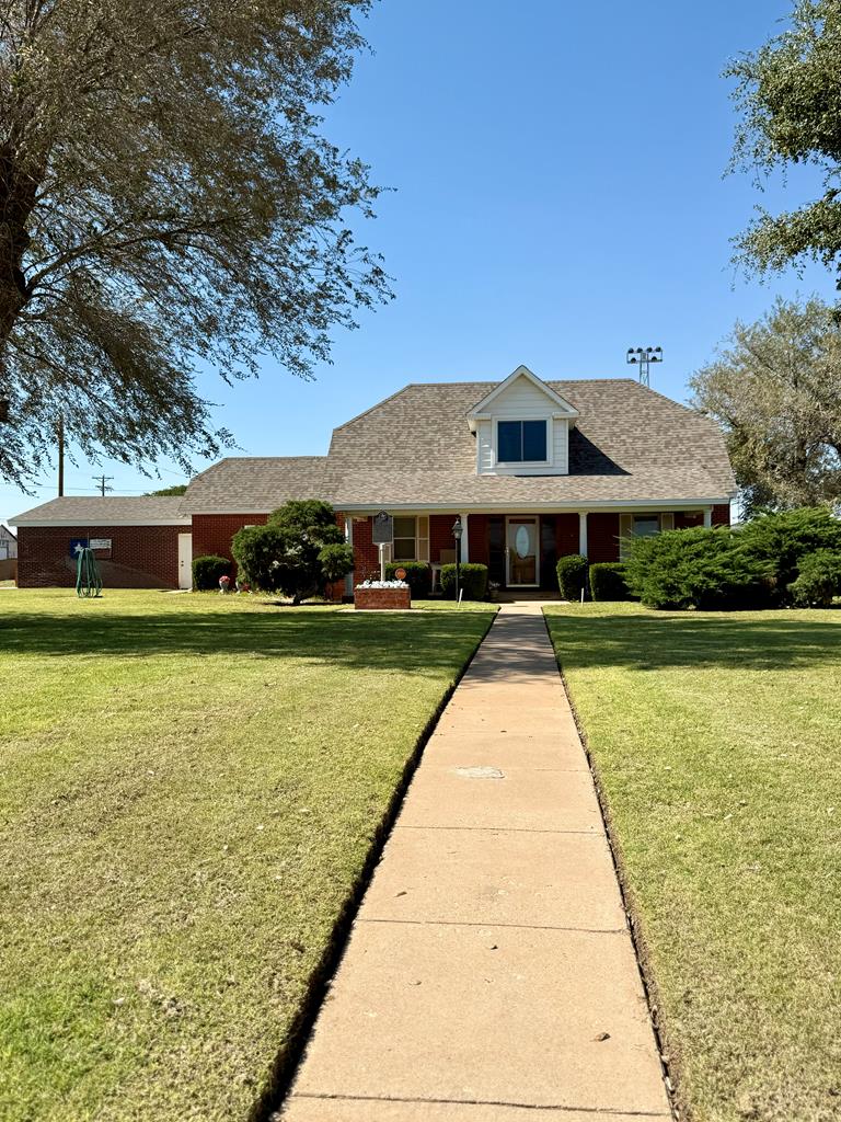 503 NW 3rd St, Seminole, Texas image 1