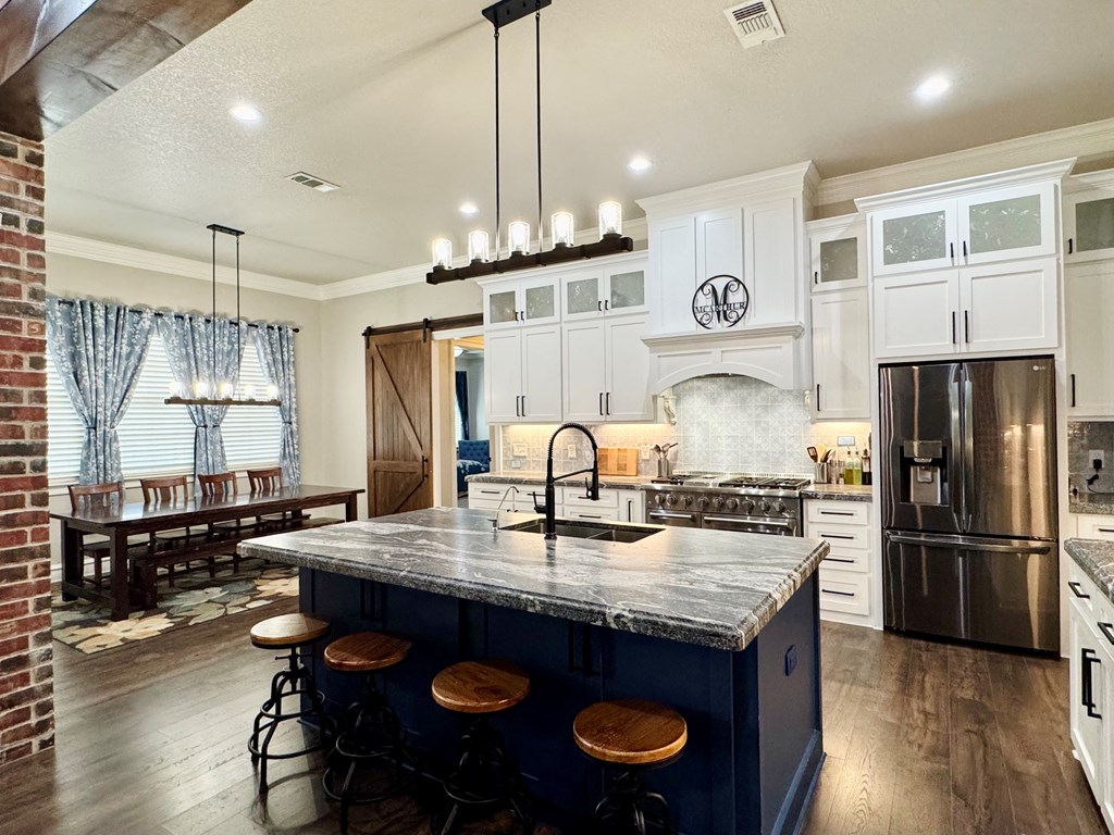 5 NW Isabella Circle, Andrews, Texas image 14
