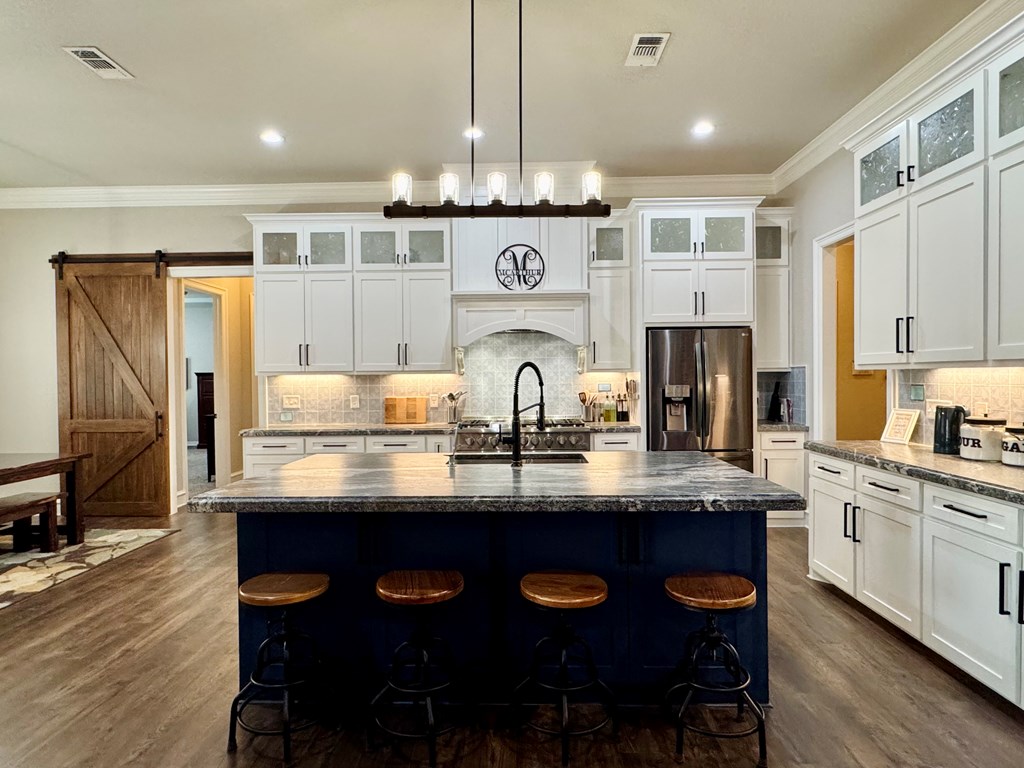 5 NW Isabella Circle, Andrews, Texas image 15