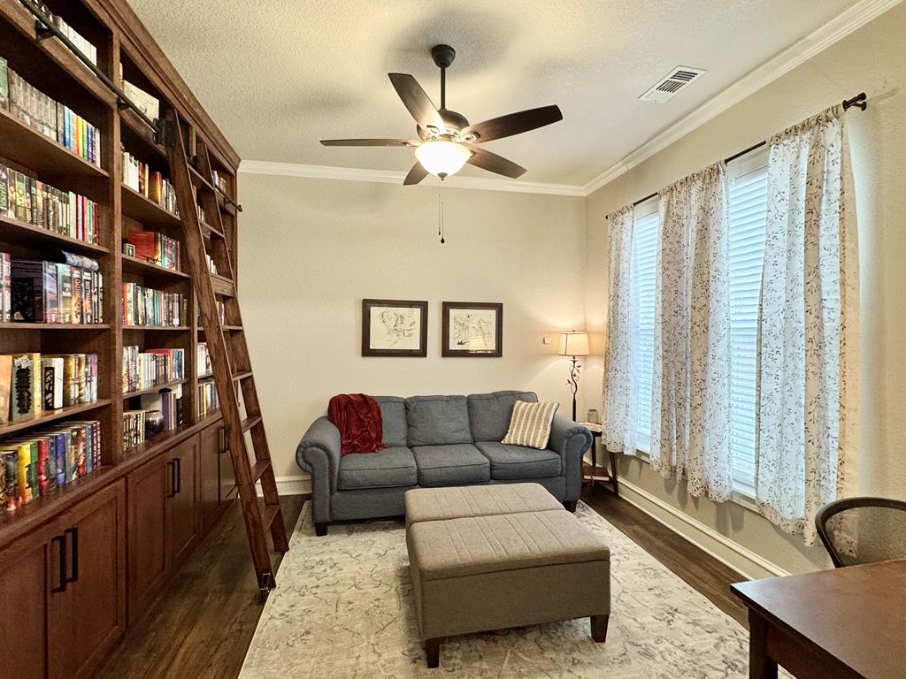 5 NW Isabella Circle, Andrews, Texas image 6