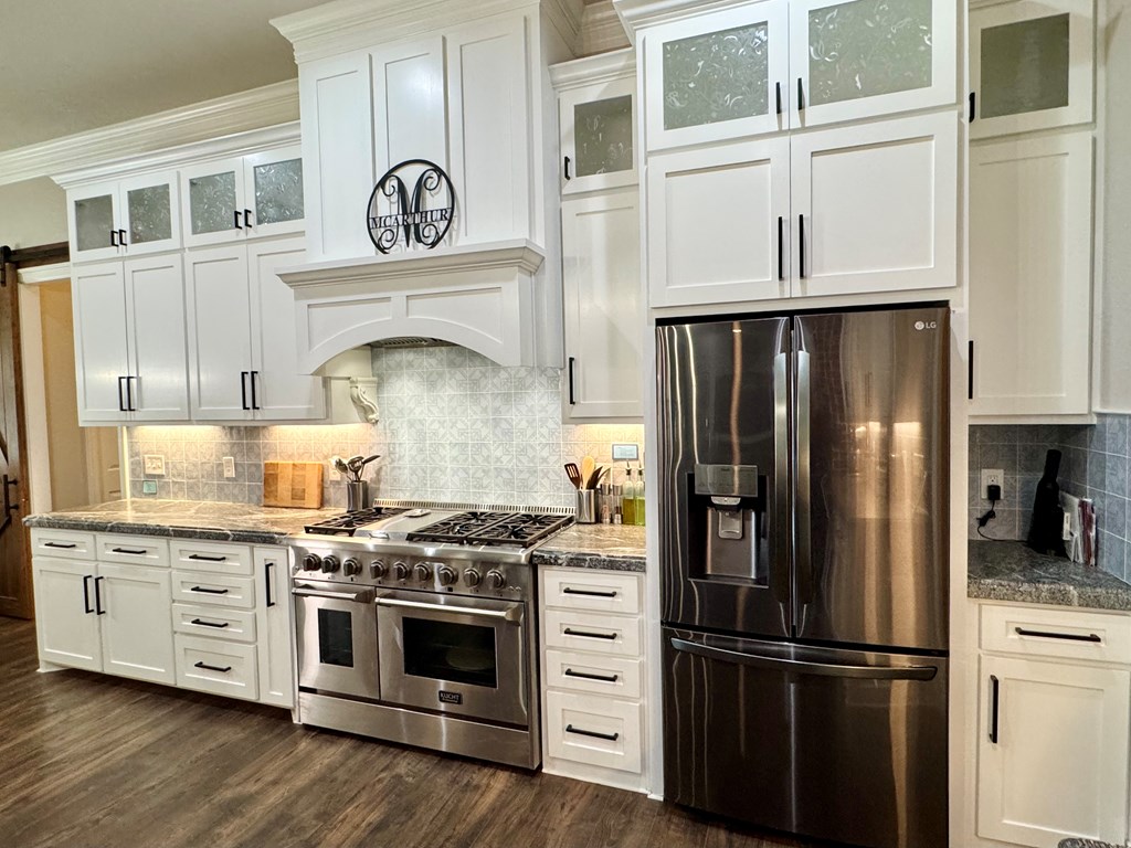 5 NW Isabella Circle, Andrews, Texas image 17