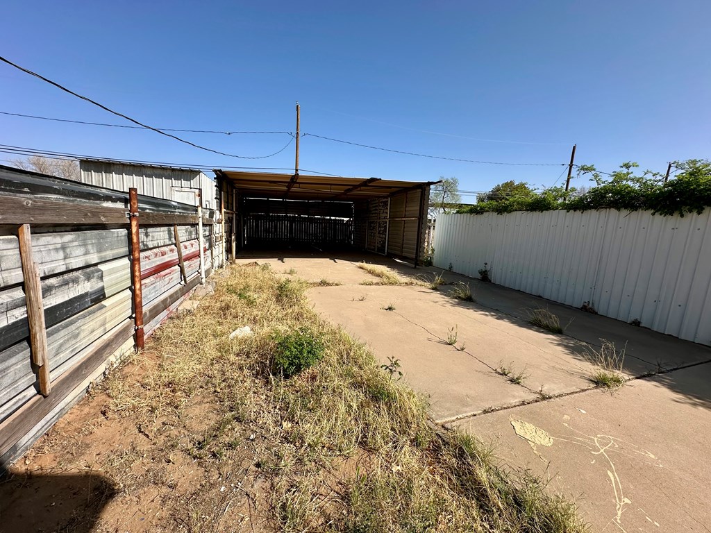 803 E 3rd St, Monahans, Texas image 10