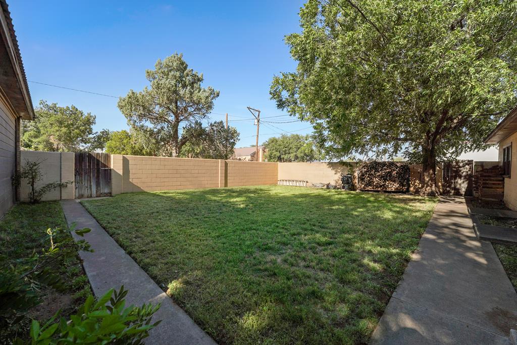 200 NE B St, Andrews, Texas image 26