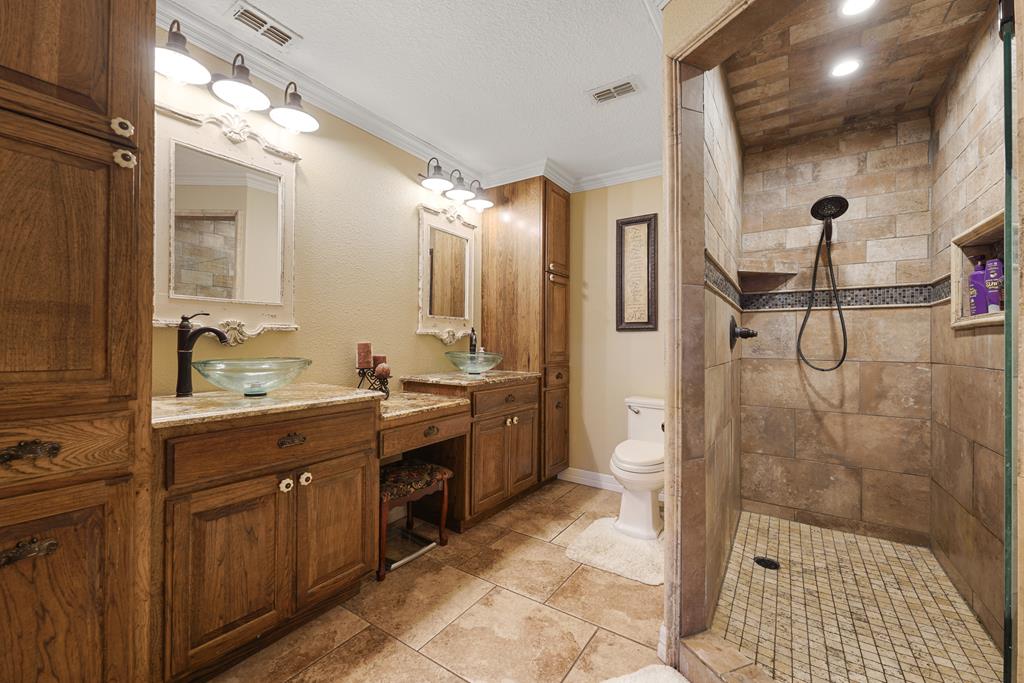 200 NE B St, Andrews, Texas image 22