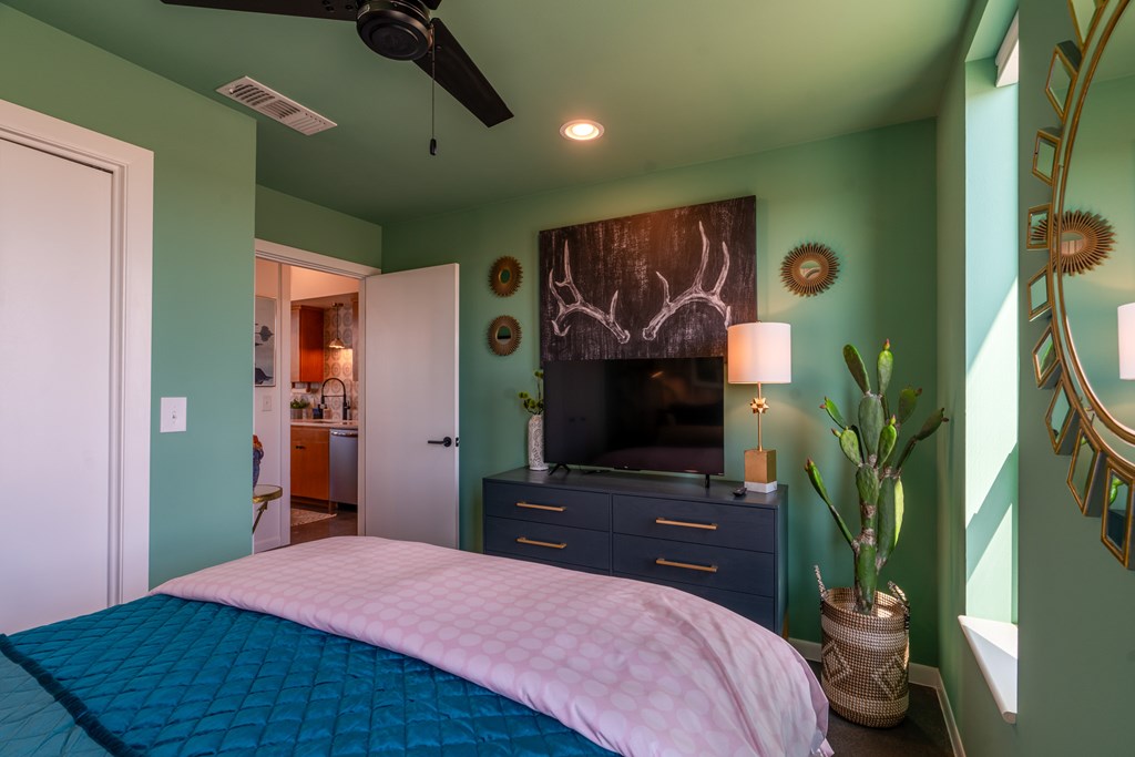 110 High Lonesome Dr, Alpine, Texas image 18
