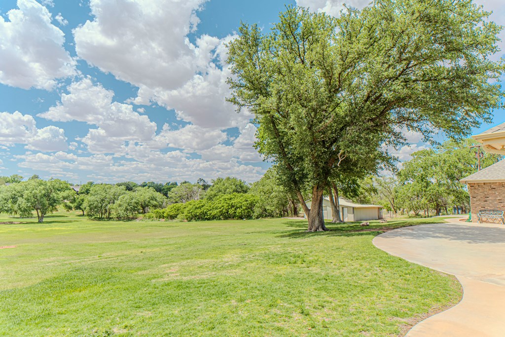 308 SW 19th St, Seminole, Texas image 5