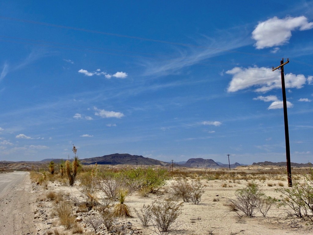 10 Road Runner St, Terlingua, Texas image 17