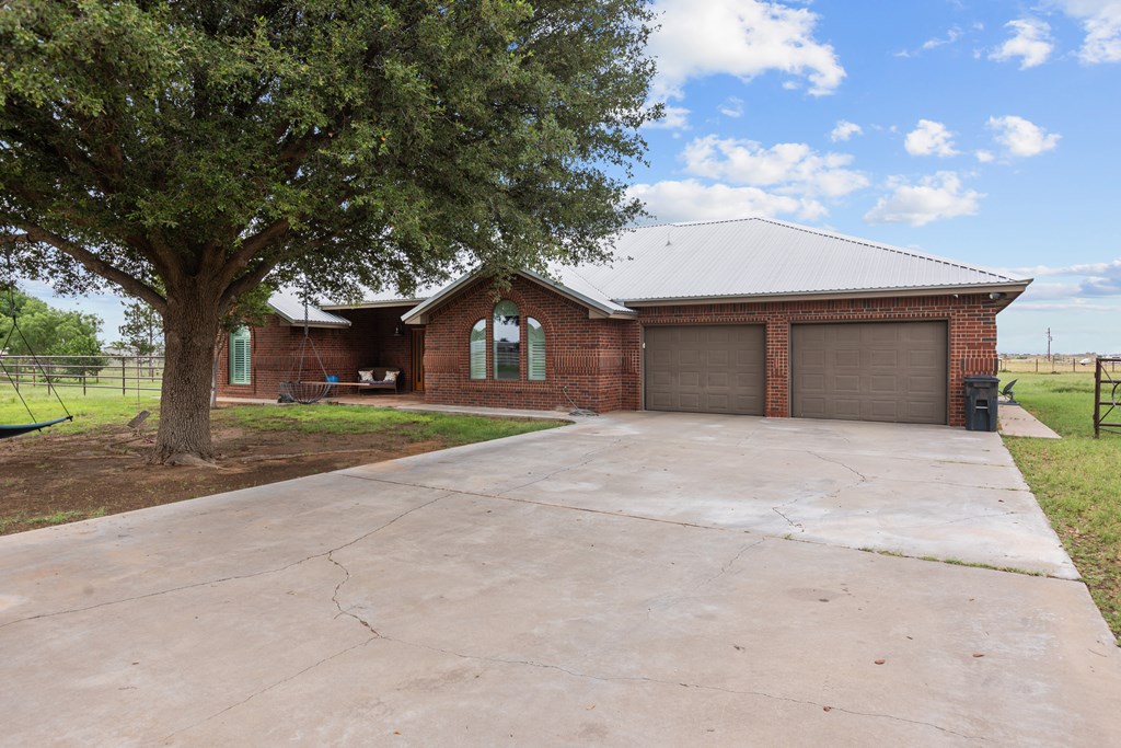 2902 Marie Dr, Midland, Texas image 2