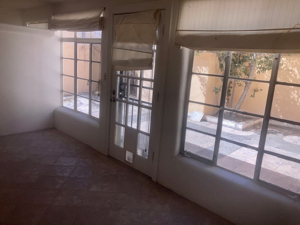 807 E Sul Ross, Alpine, Texas image 28