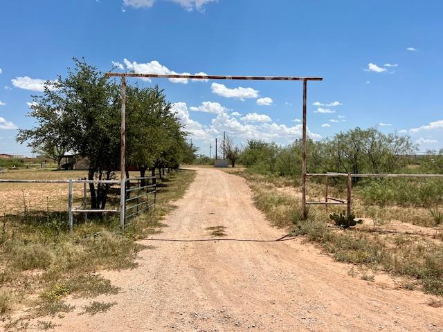 10207 W County Rd 154, Midland, Texas image 1