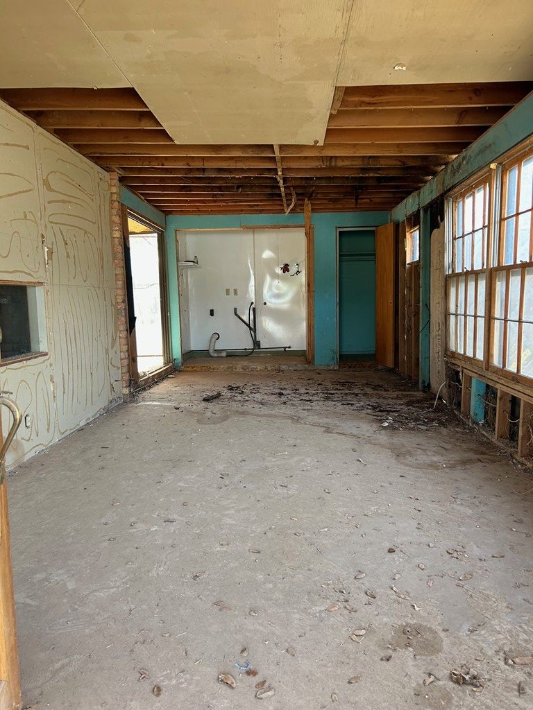 1811 W 9th St, Fort Stockton, Texas image 3