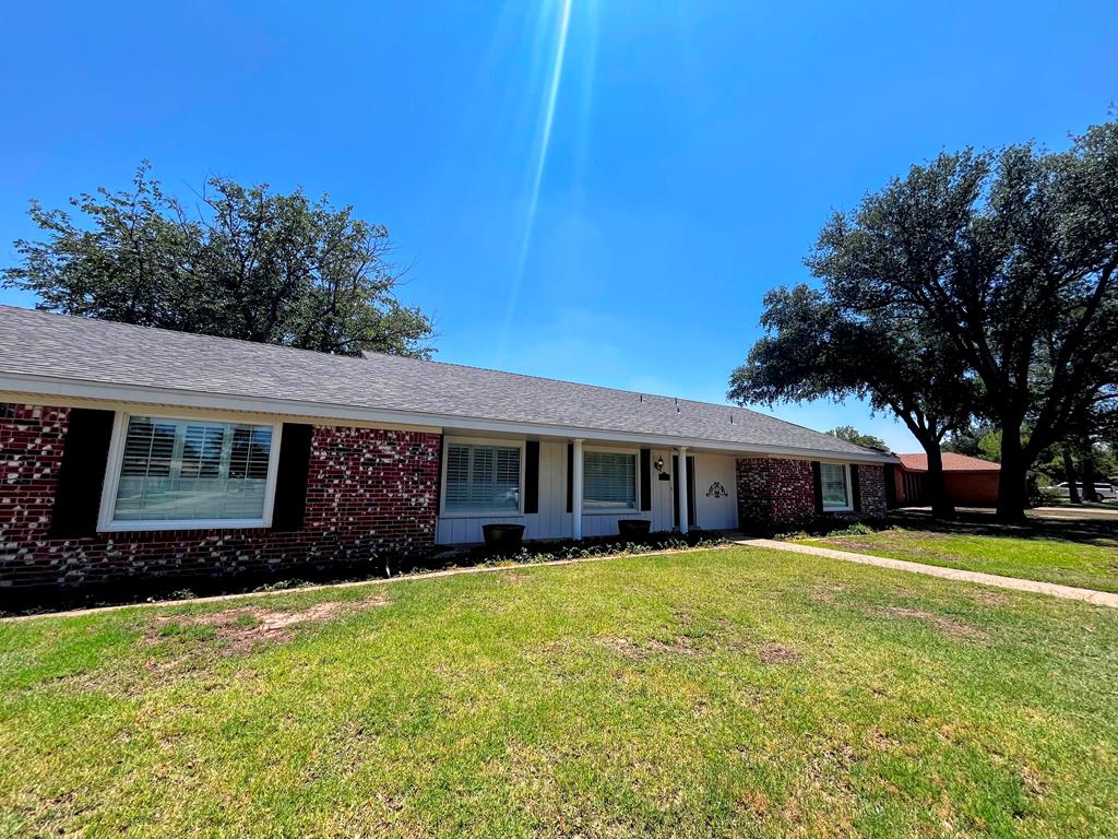 4246 Kirkwood Dr, Odessa, Texas image 2