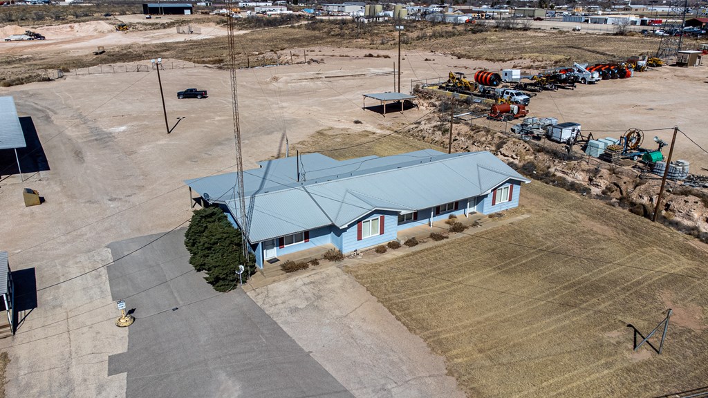 1302 W Hwy 180 Hwy, Seminole, Texas image 40