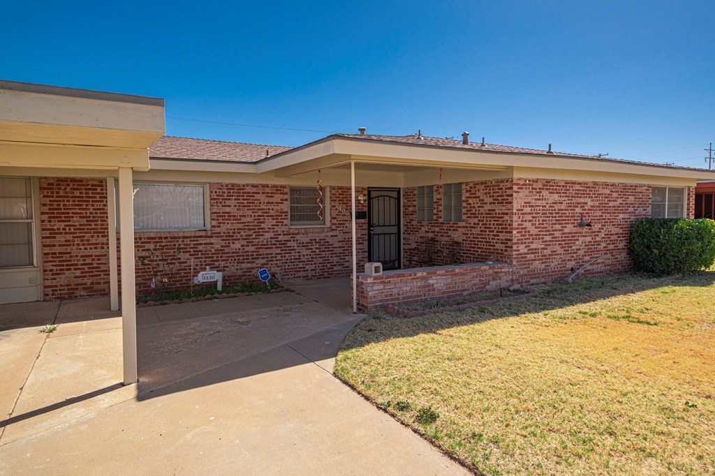 2400 Nabors Lane, Odessa, Texas image 2