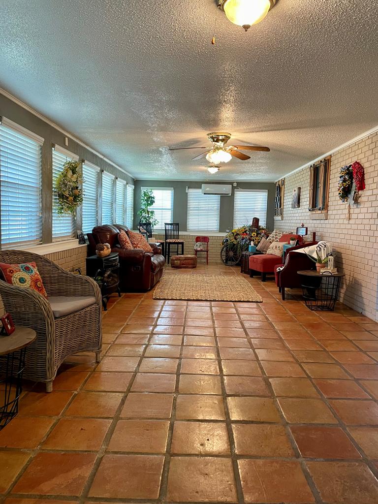 1800 SE 5001, Andrews, Texas image 11