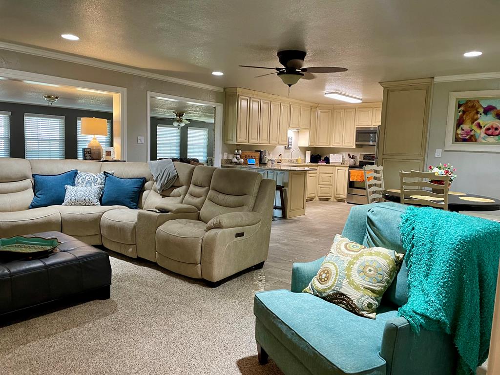 1800 SE 5001, Andrews, Texas image 4