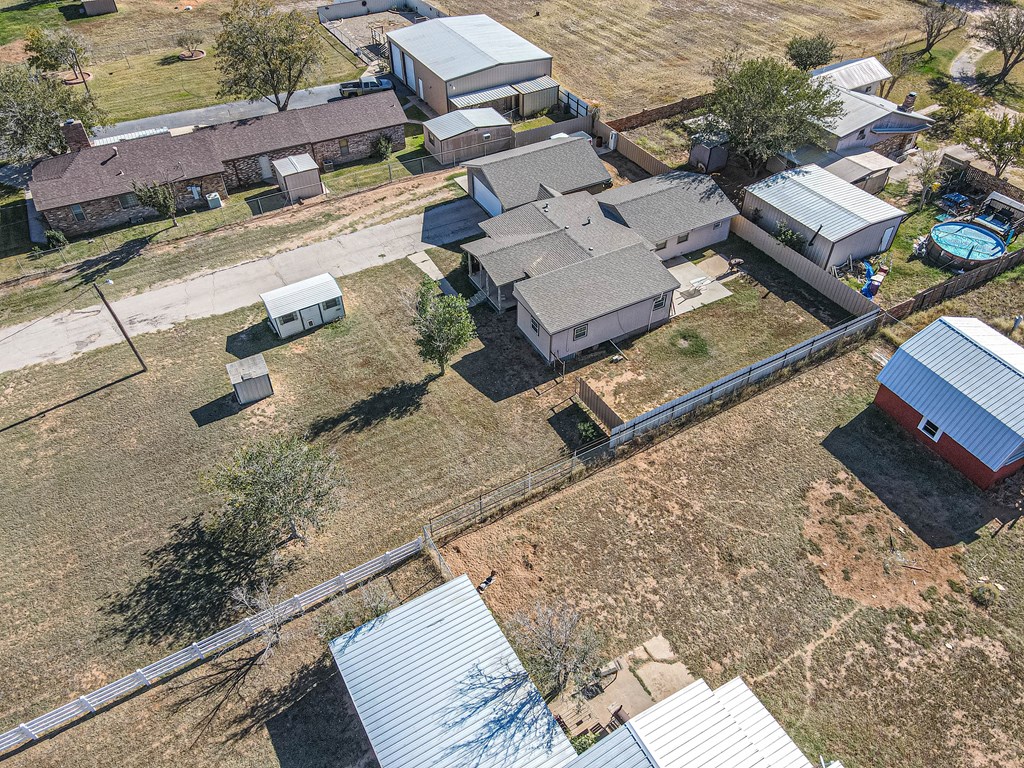 1213 W County Rd 125, Midland, Texas image 33