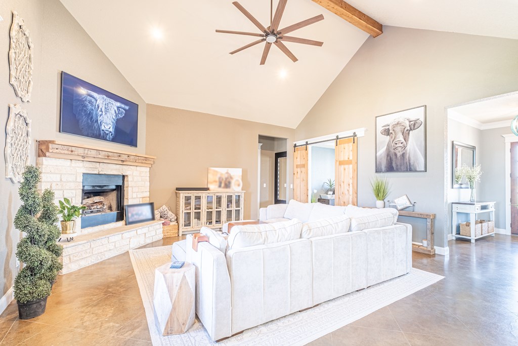 370 Pr 302m, Seminole, Texas image 36