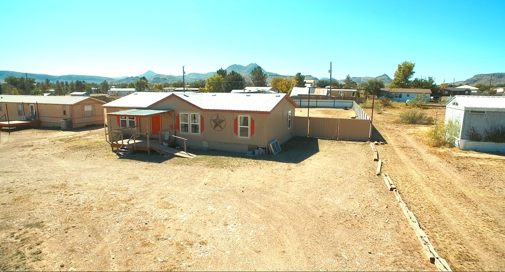 4002 N Peachtree Circle, Alpine, Texas image 3