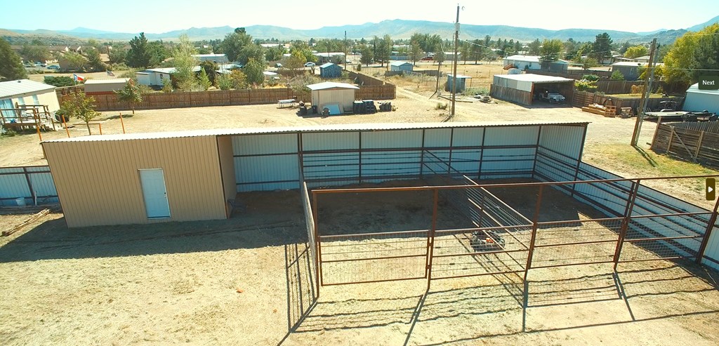 4002 N Peachtree Circle, Alpine, Texas image 8