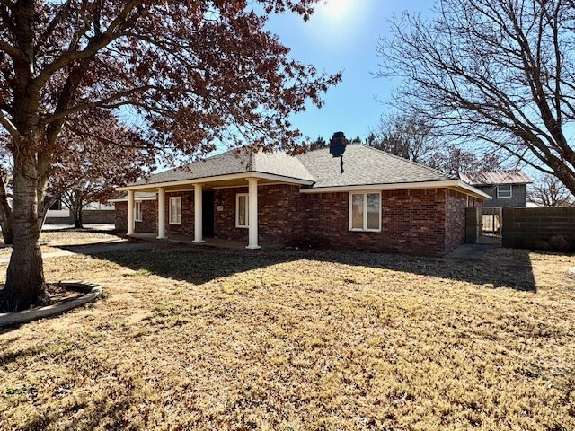 605 19th St, Seagraves, Texas image 3