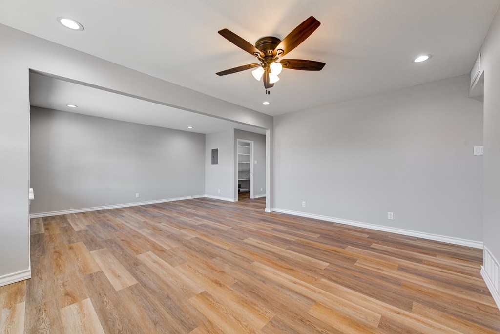 1625 E 51st St, Odessa, Alabama image 8