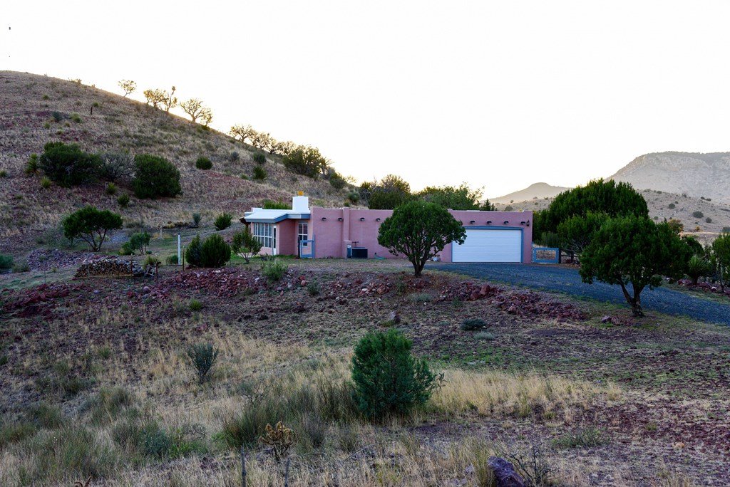 215 Warbonnet Road, Fort Davis, Texas image 7