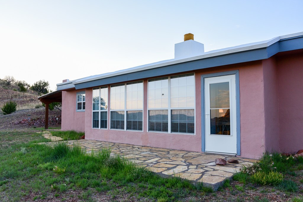 215 Warbonnet Road, Fort Davis, Texas image 35