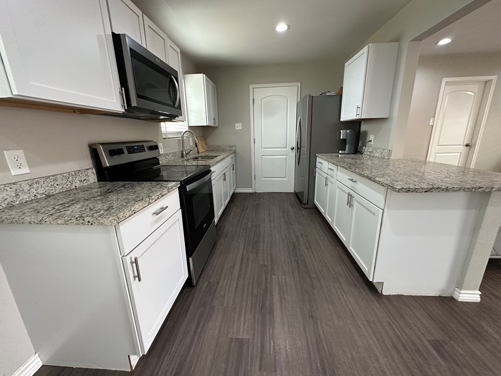2731 Chestnut Ave, Odessa, Texas image 4