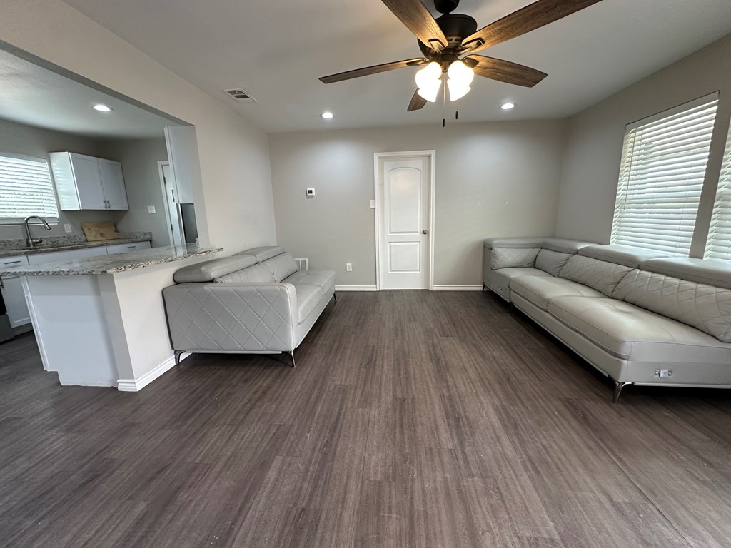 2731 Chestnut Ave, Odessa, Texas image 3