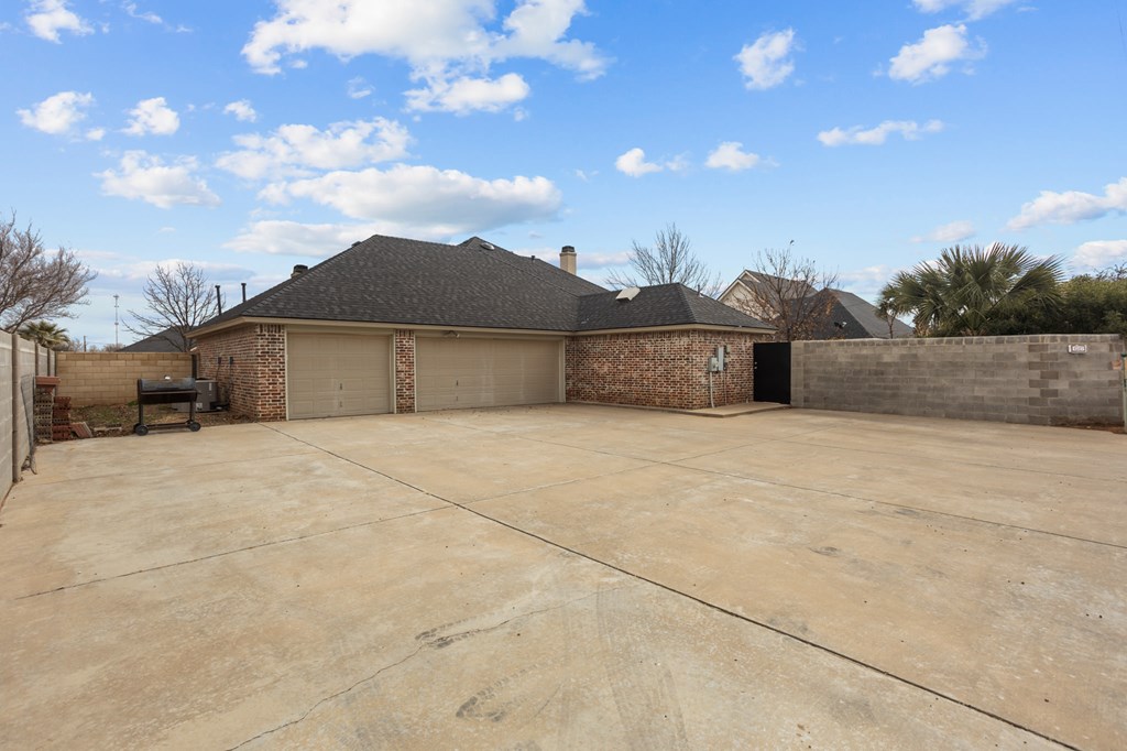 1517 Pecan Place, Andrews, Texas image 42