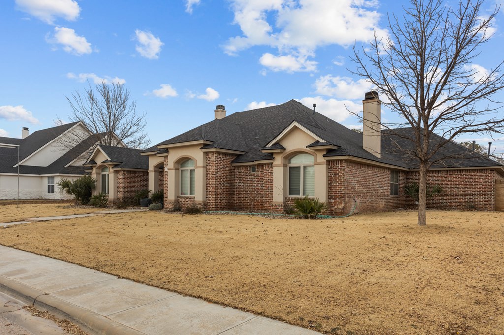 1517 Pecan Place, Andrews, Texas image 3