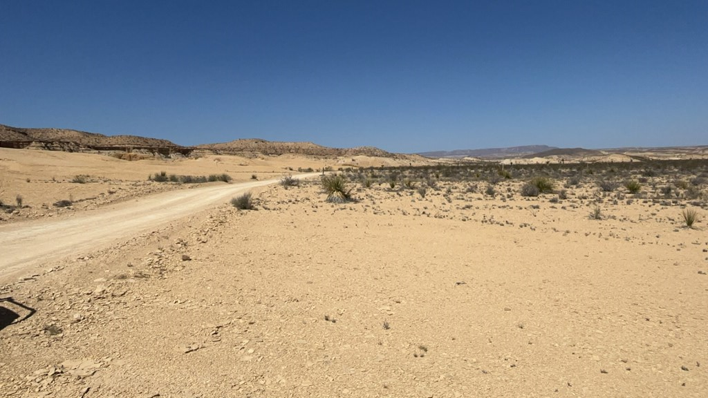 1800 La Luna Rd, Terlingua, Texas image 5