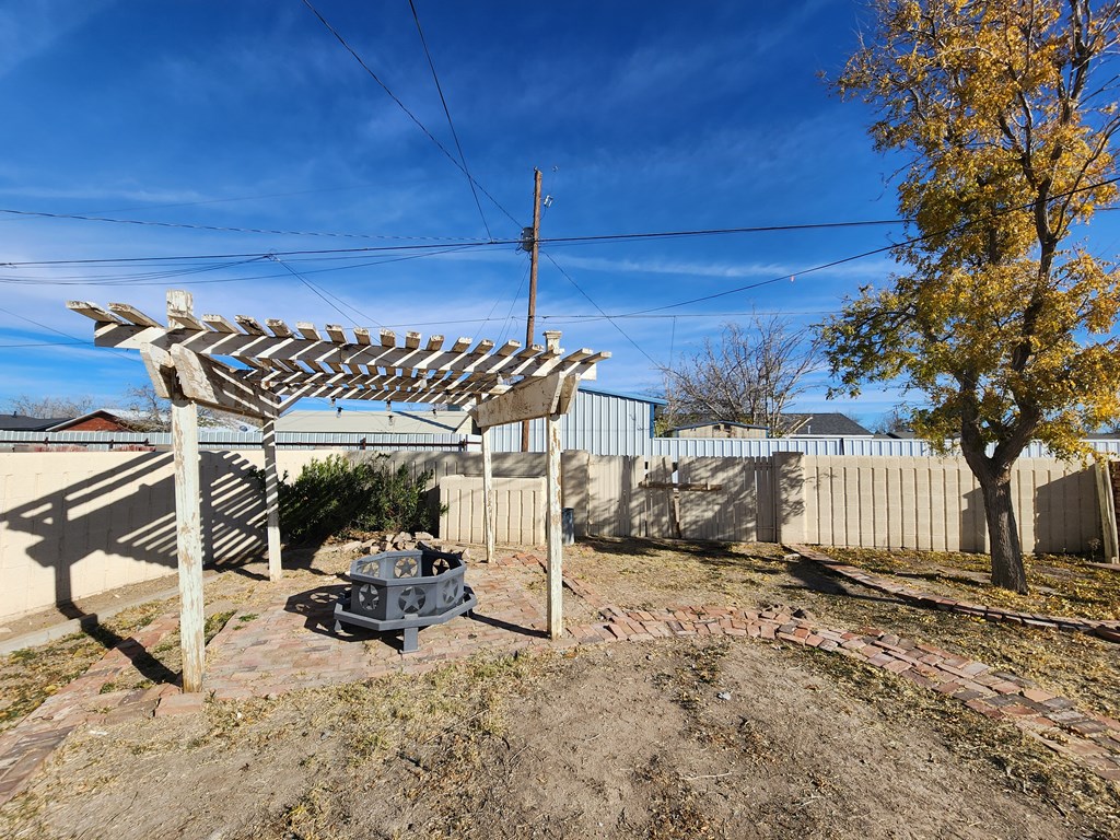 1932 S Hackberry St, Pecos, Texas image 32