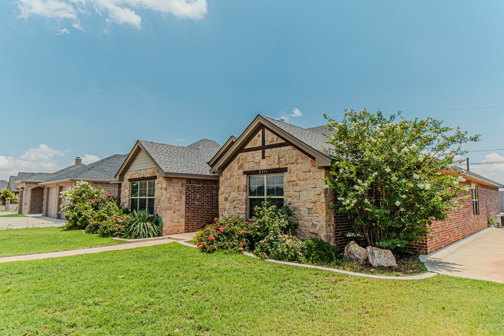 2311 SW Ave F, Seminole, Texas image 28