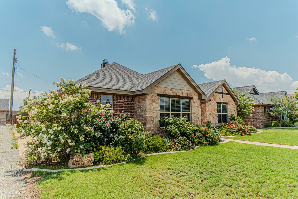 2311 SW Ave F, Seminole, Texas image 27