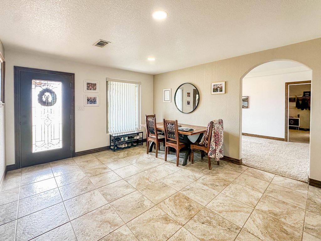 372 County Rd 303, Seminole, Texas image 5