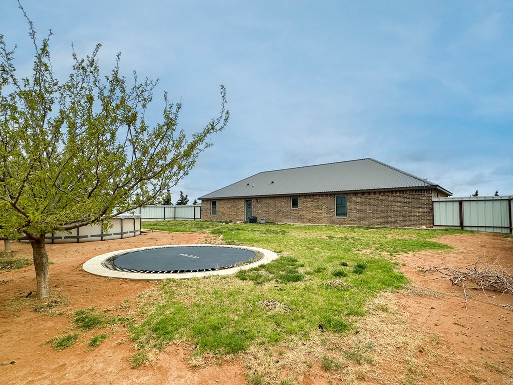 372 County Rd 303, Seminole, Texas image 27