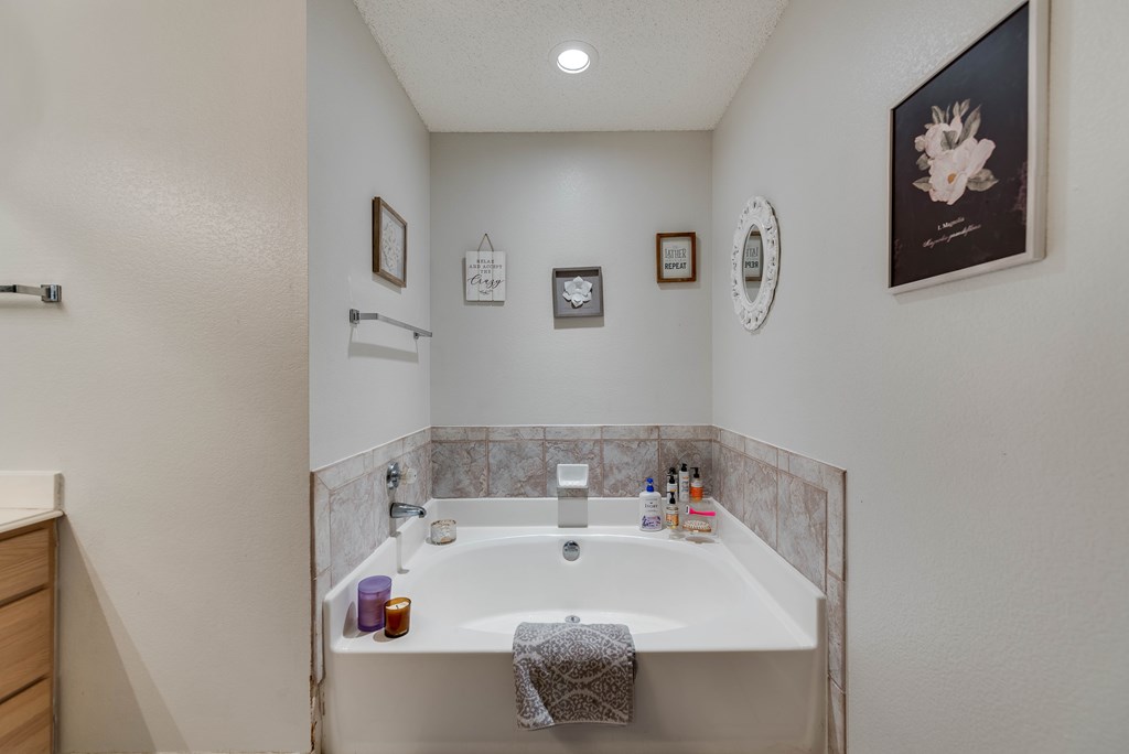 21 Pinon Court, Odessa, Texas image 32