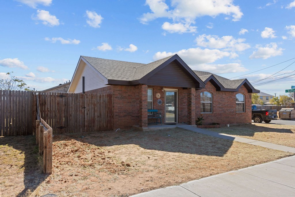 200 E Cuthbert Ave, Midland, Texas image 3