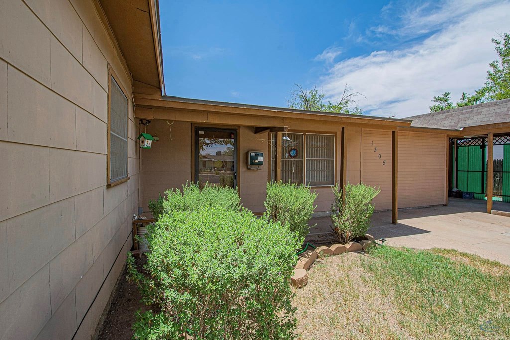 1305 W Clements St, Odessa, Texas image 2