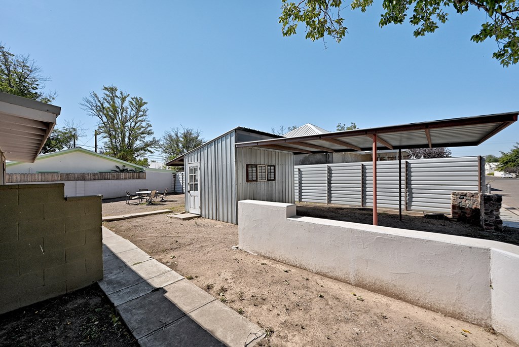 216 E Texas St, Marfa, Texas image 27