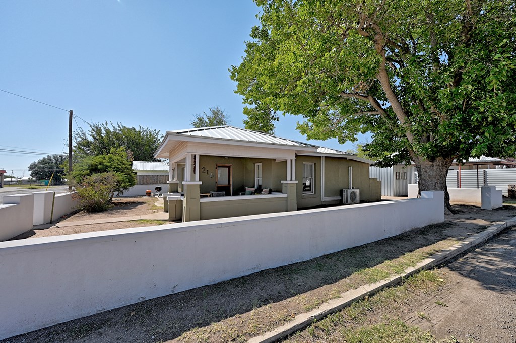 216 E Texas St, Marfa, Texas image 5