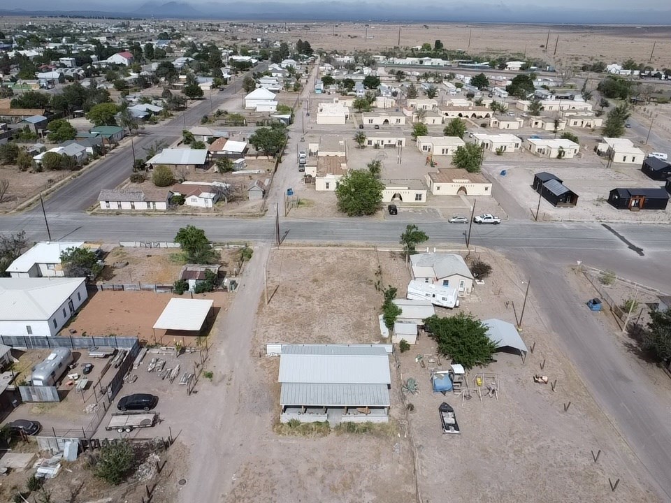 606 S Summer St, Marfa, Texas image 25