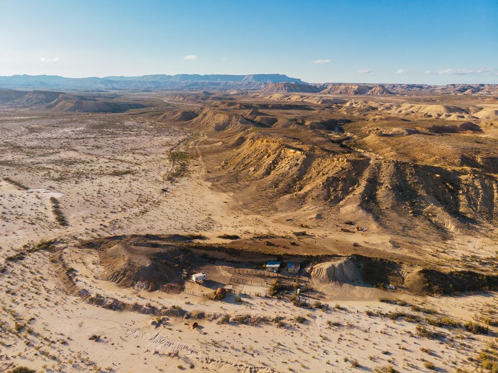 Tony Hess Rd, Alpine, Texas image 5